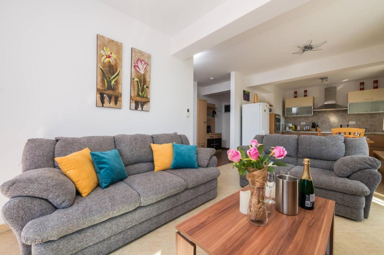 Apartment Carpe Diem Premantura Kültér fotó